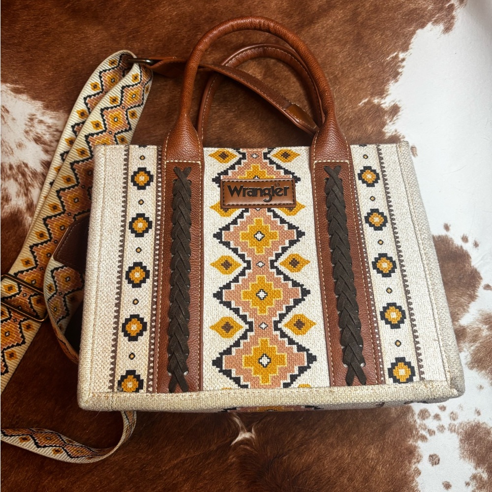 Wrangler Women's Geometric Brown and Yellow Tote